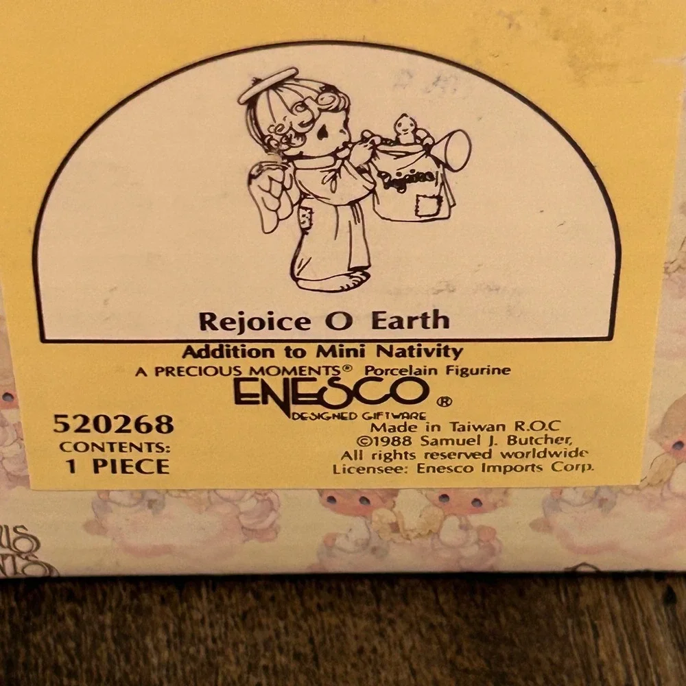 Precious Moments Rejoice O Earth Angel Figurine Mini Nativity 1988 Enesco 520268